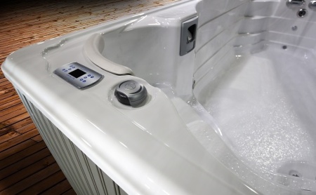 Плавательный спа-бассейн Jacuzzi J-16 PowerPro Плавательный спа-бассейн Jacuzzi J-16 PowerPro