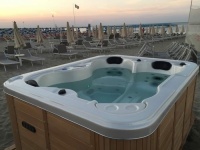 Гидромассажный бассейн Sunrans SR837